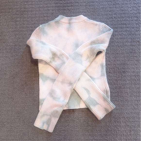 Tie-Dye Long Sleeve Sweater - Picture 3 of 3